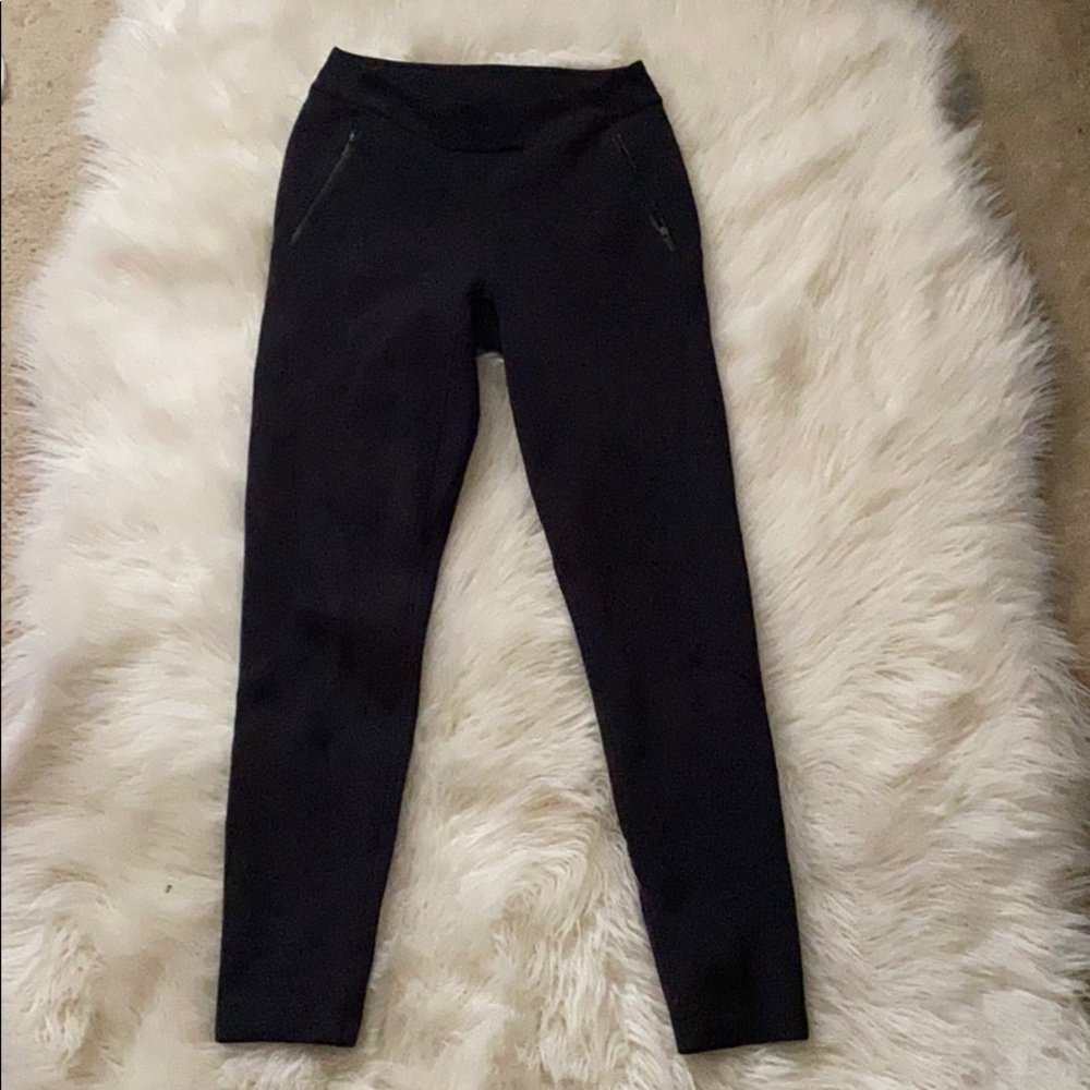 Lululemon zippered leggings
